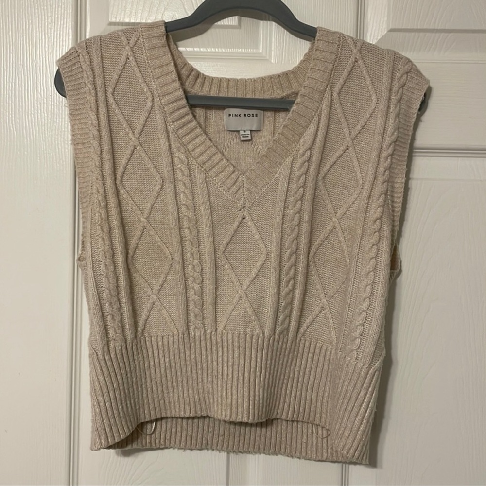 Sweater Vest